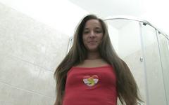 Ver ahora - Horny brunette with small tits and a shaved pussy masturbates in the shower