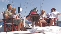 Ver ahora - Katy sweet gets her blonde ass fucked on the boat