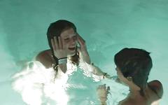 Cindy Makes a Naked Friend in the Pool - movie 6 - 5