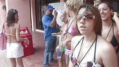 spring breakers flash their tits for the crowds - movie 5 - 2