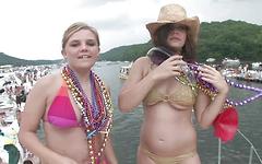 Topless bikini dancing at the pontoon party gets 4 girls hot join background