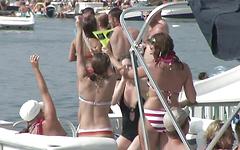 Boat parties in the Ozarks offer plenty of topless action - movie 6 - 4