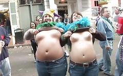 Ver ahora - Mardi gras gives you more tits and ass than ever