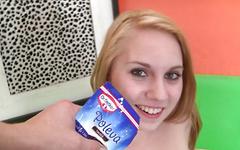Jessica Neight Gets Covered in Chocolate Frosting During Sex join background