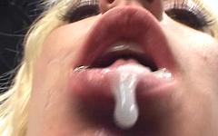 Angela Stone se fait baiser par le patron - movie 5 - 7