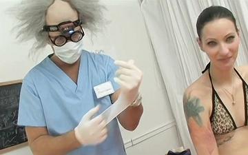 Scaricamento Livia monroe vede un nuovo medico