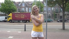 Jetzt beobachten - Blonde dutch hottie strips down and masturbates on a couch