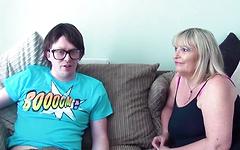 Granny gets laid by Nerd Pervert join background