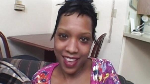 Adina Jewel Juicy Ass Jiggles When Her Pussy Is Penetrated In Threesome
