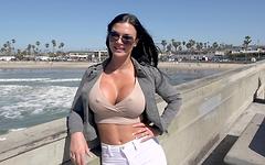 Jasmine Jae is a UK beauty that wants to experience American dick - movie 1 - 2