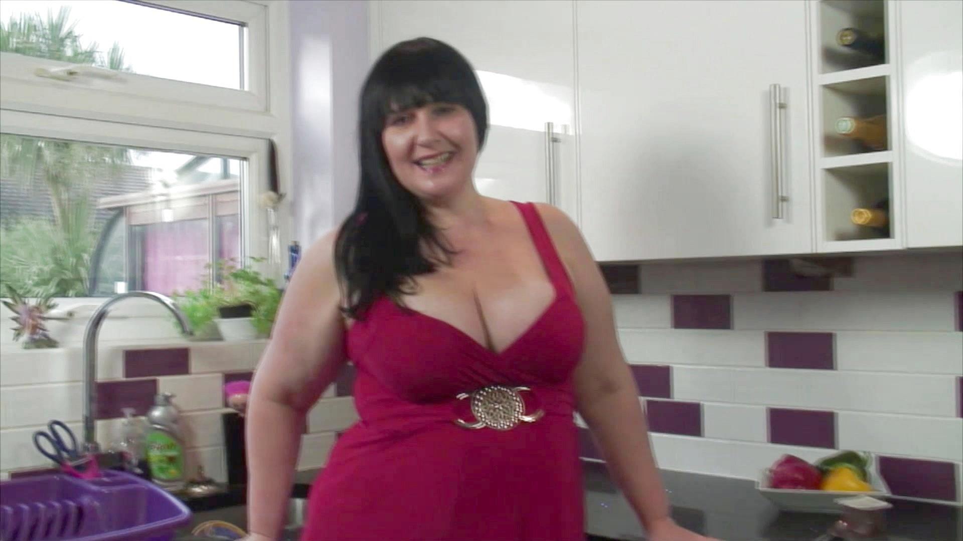 Euro Brunette BBW Gets Pudding Tits and Soapy Finger Fuck