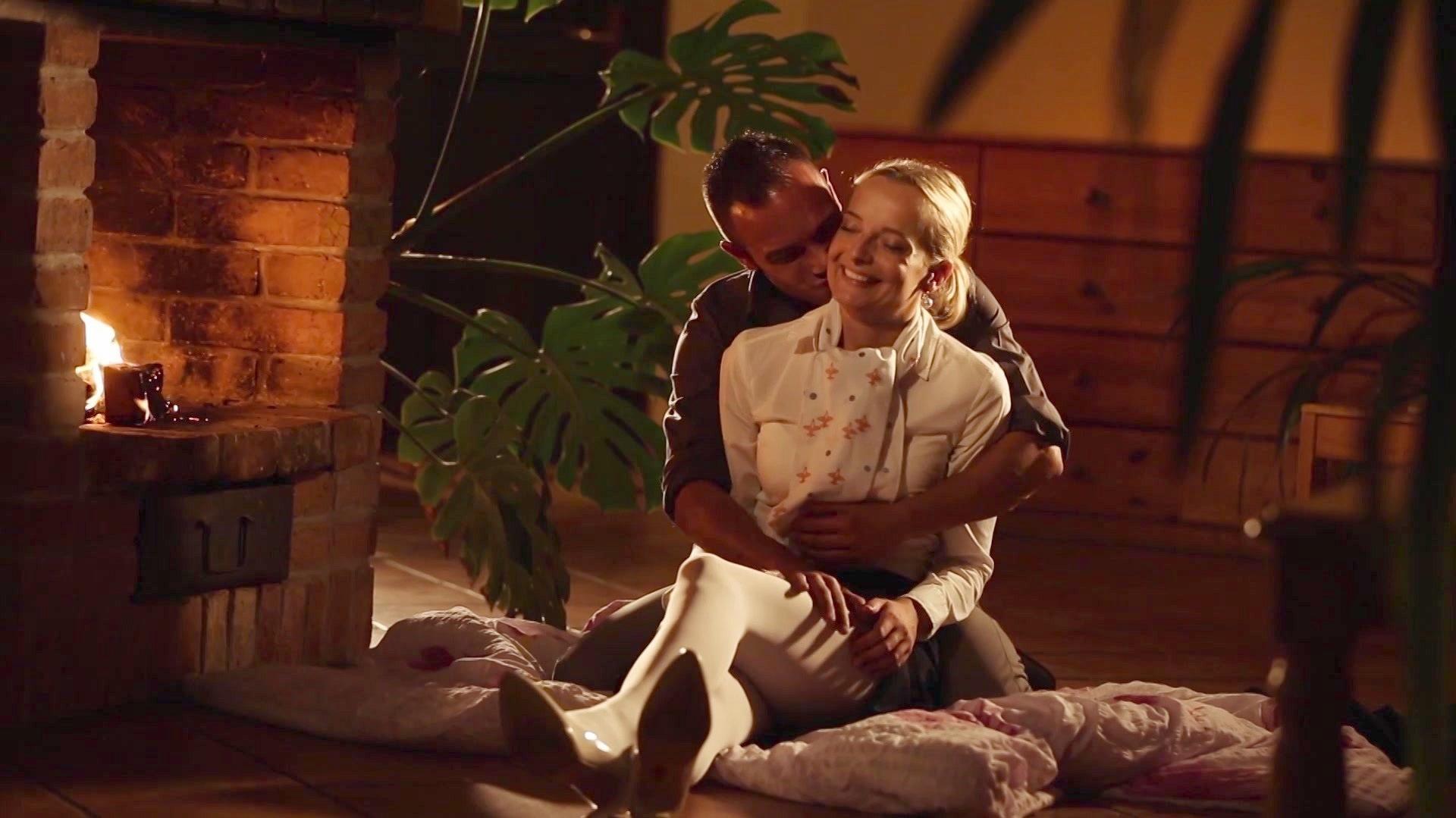 Victoria Pures Long Awaited Homecoming Ends with Mutual Cumming