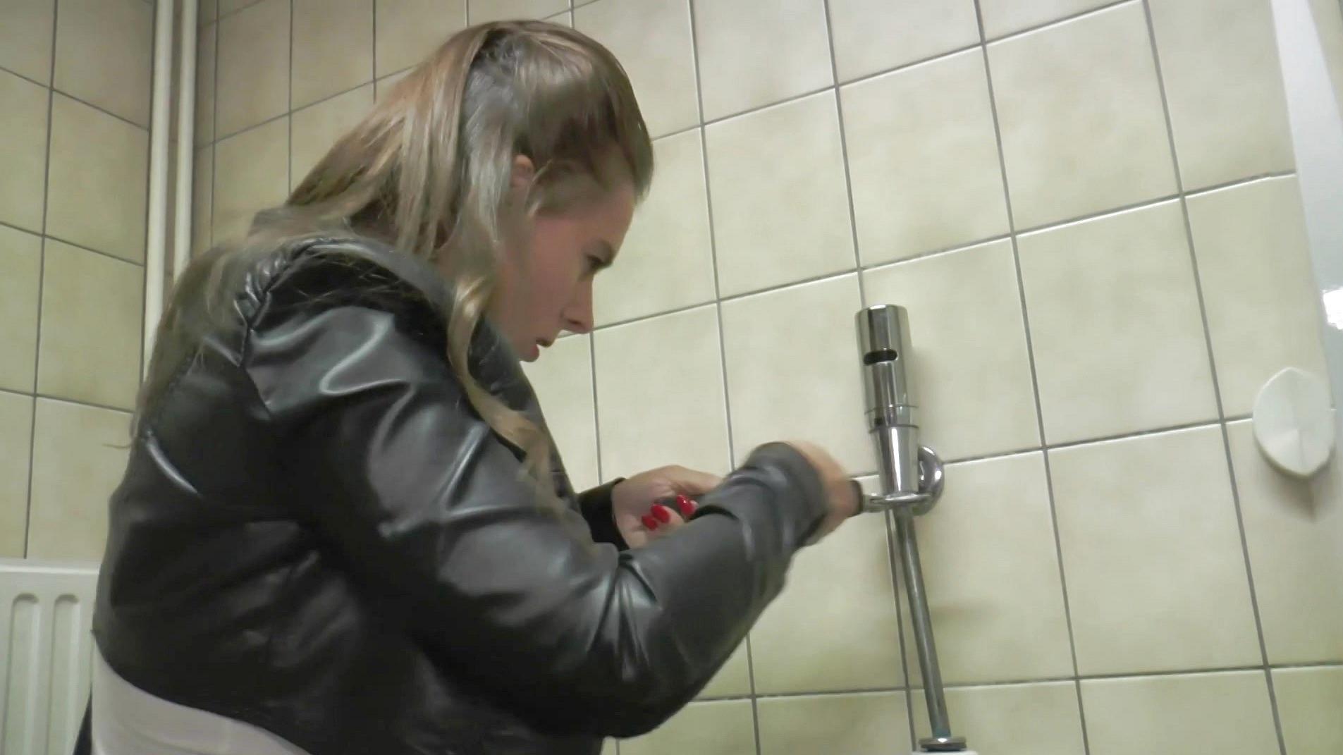 Sexy Suzy Has An Interracial Bang Out Session In A Mens Room