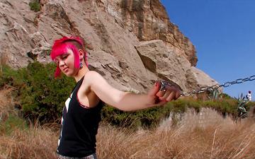 Scaricamento Loli punk likes it kinky so this deep double penetration outdoors is aces