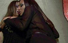 Guarda ora - Lindsay meadows wants jasmine byrne's tongue deep in her slit