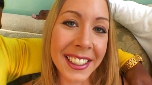 Blonde Whore Julie Night Gets Her Face Covered In Creamy Jizz After Trio