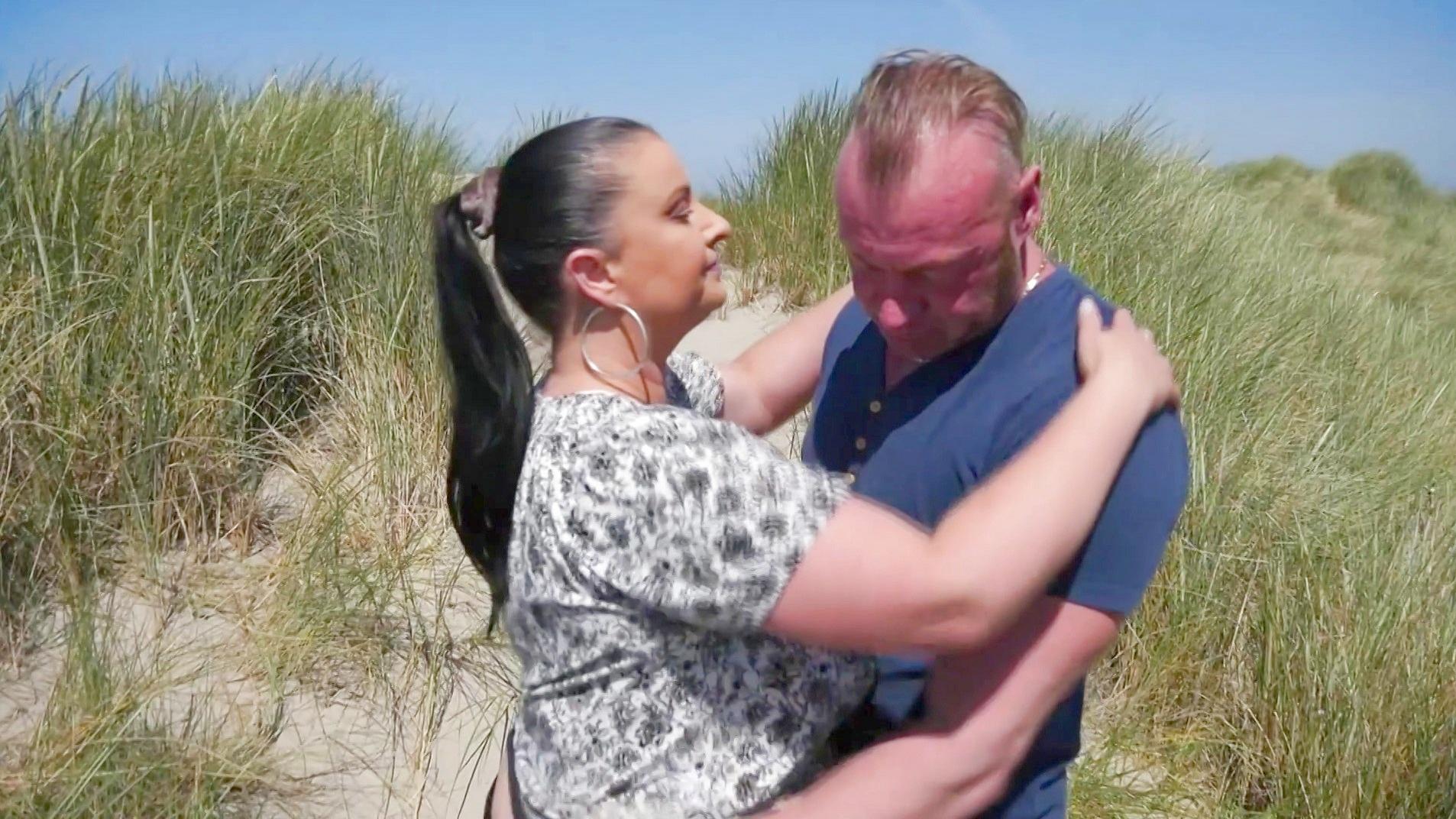 Chayenne Likes Fucking Her Husband Outdoors She Wants To Get Caught