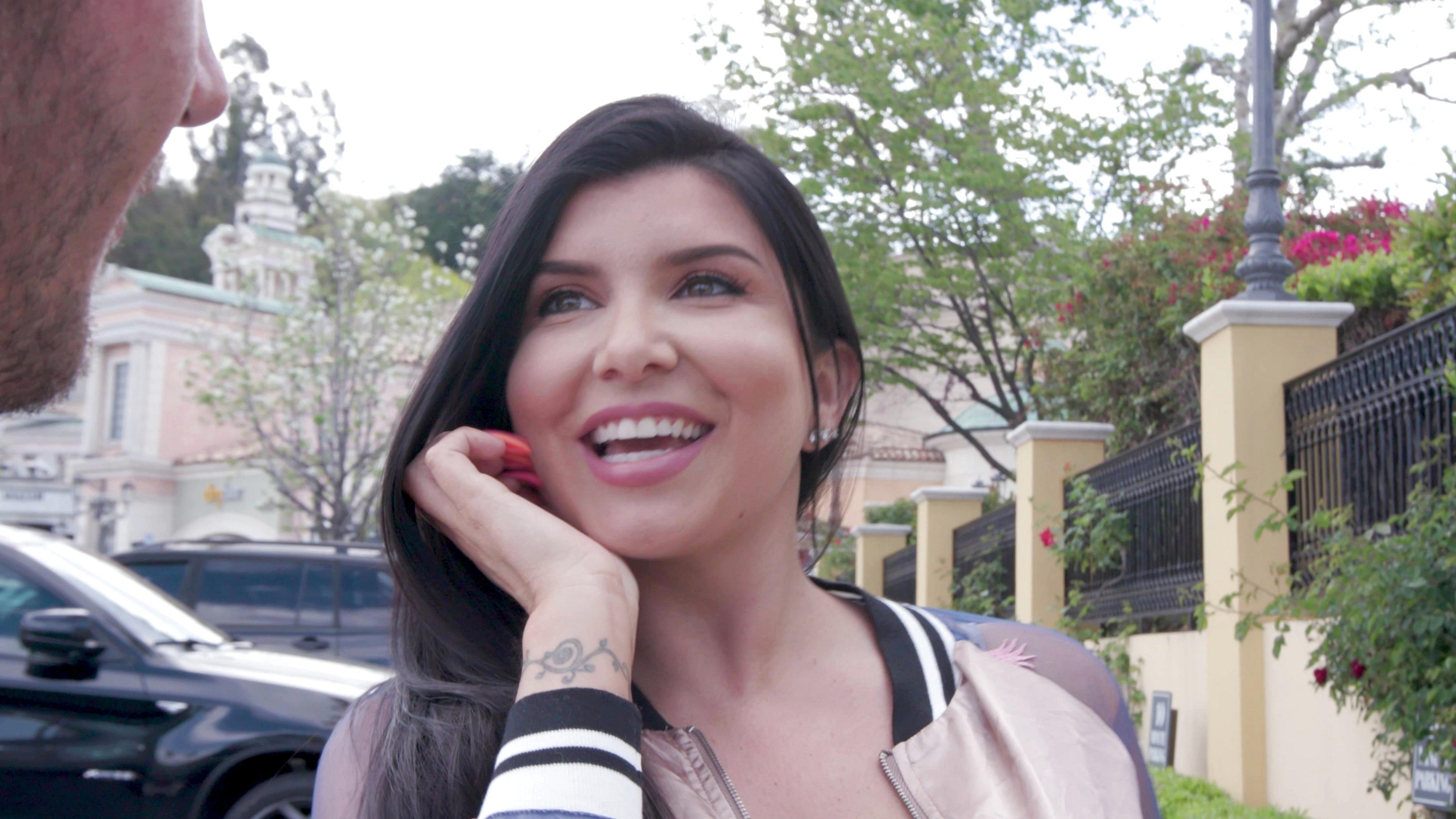 romi rain in answer #2376392