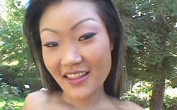 Herunterladen This asian whore's ass is always ready for a hard pumping and cum dumping!