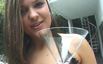 Descargar A cocktail of cum is what vanessa craves after a steamy threesome fuck