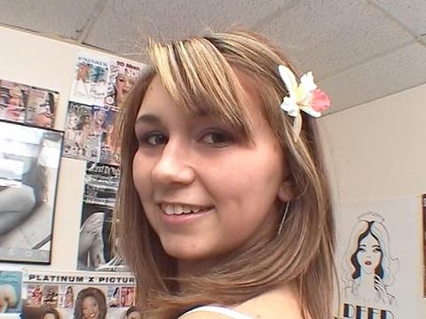 Feed Vanilla Skye Your Spurt After A Tight POV Blowjob Where She Swallows