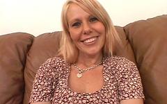 Ver ahora - Mature blonde craving cock and eager to take a faceful of thick sticky cum