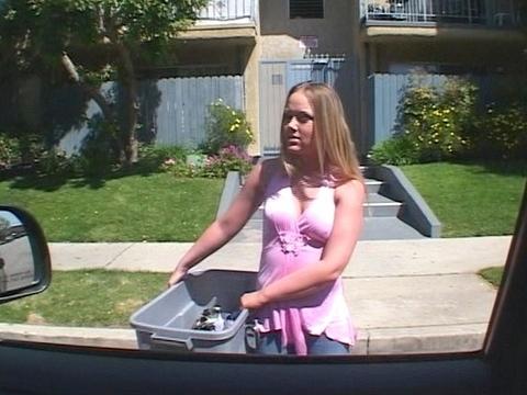 18 Year Old Amber Peach Practically Begs For The Jizz From A Cock