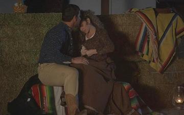 Descargar ¡jesse v se folla a un ranchero de gran polla en la sala de heno del granero!