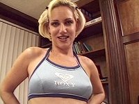 Shelbee has short blonde hair and looks cute as she takes a dick orally - movie 5 - 2