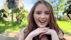 La colegiala católica Zoey Zimmer recibe un creampie - movie 1 - 2