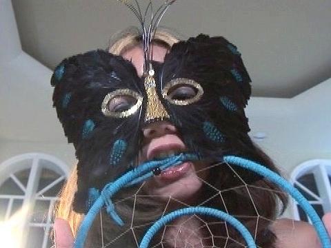 Keeani Lei Is A Mask Wearing Slut