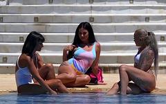 Seductive girls - Scene 1 - movie 1 - 2