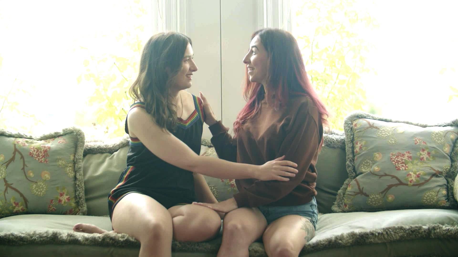 Sexy Starlets Enjoy a Sexy Afternoon Threesome still 6