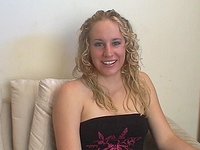 Jetzt beobachten - Cassidy blue is a sexy fun-loving blonde amateur who loves to drink cum