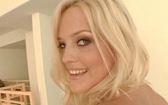 Alexis Texas loves getting smothered and covered - movie 4 - 2