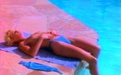 Guarda ora - Fucking outdoors by the pool has been a porn tradition for many years!