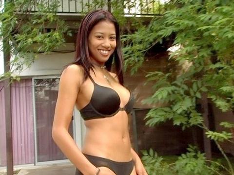 Lili Thai Is A Great Blowjob Giver