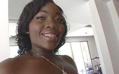 Ver ahora - Get to know these ebony porn sluts better in rare behind the scenes footage