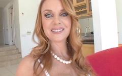 Ver ahora - Janet mason always goes for the milf magnet type