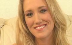 Guarda ora - Alana evans lets dudes have full access to her anus