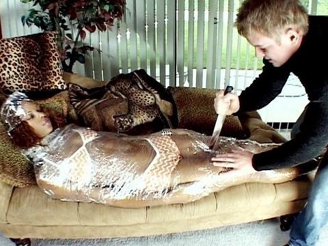 Marie Luv Enjoys Being A Cougar